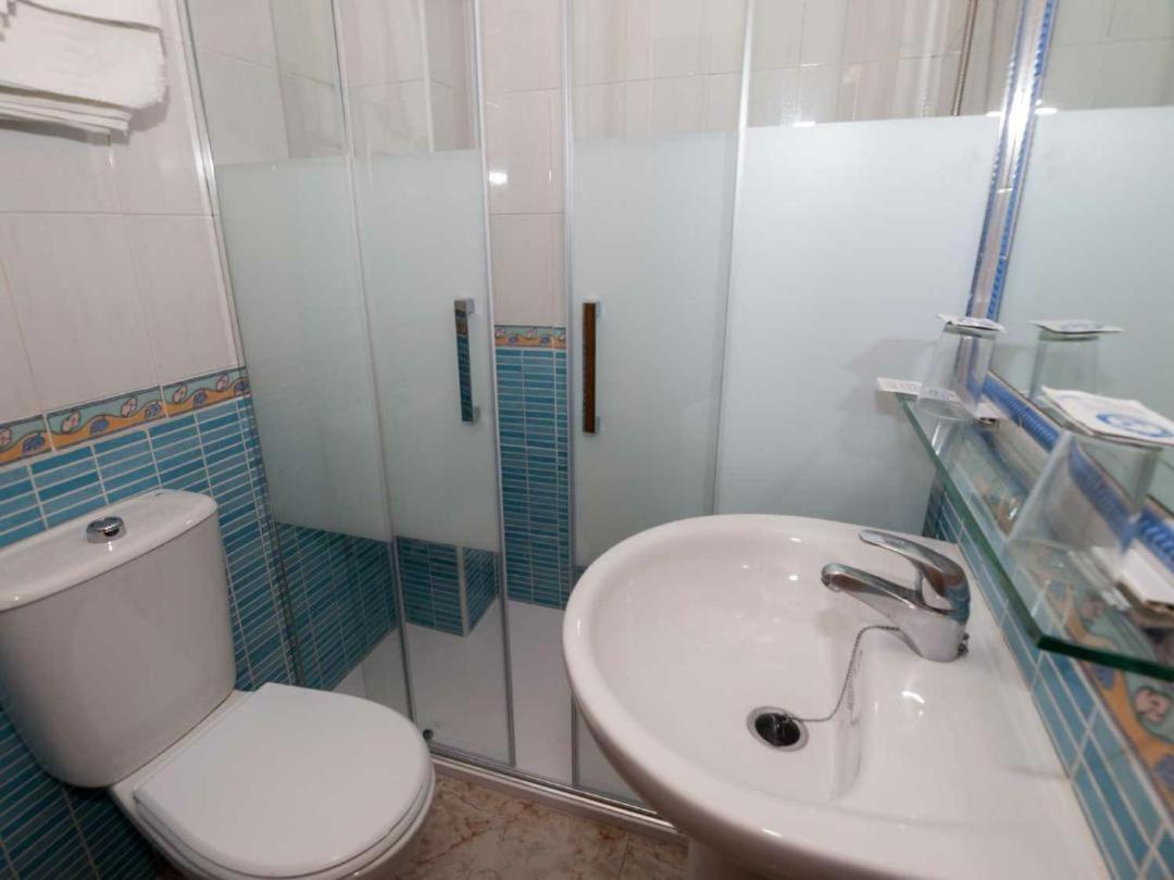 קוניל דה לה פרונטרה Hostal Sonrisa Del Mar מראה חיצוני תמונה