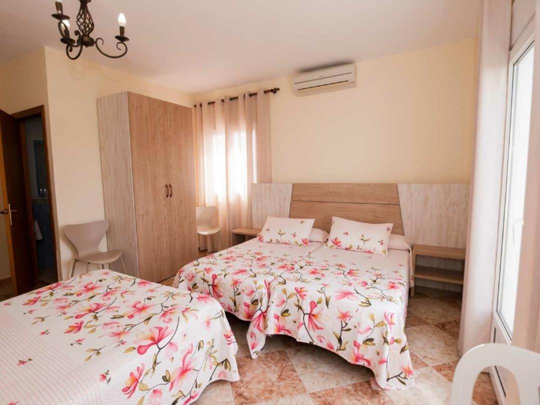 קוניל דה לה פרונטרה Hostal Sonrisa Del Mar מראה חיצוני תמונה