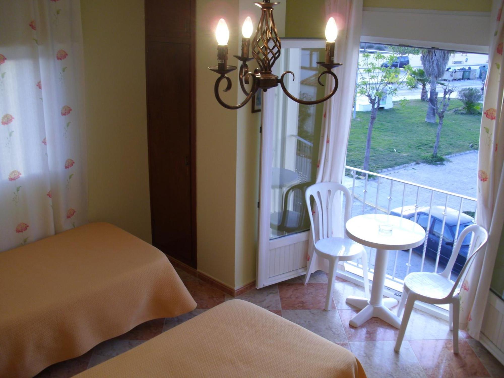 קוניל דה לה פרונטרה Hostal Sonrisa Del Mar מראה חיצוני תמונה