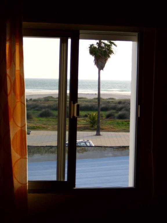קוניל דה לה פרונטרה Hostal Sonrisa Del Mar חדר תמונה